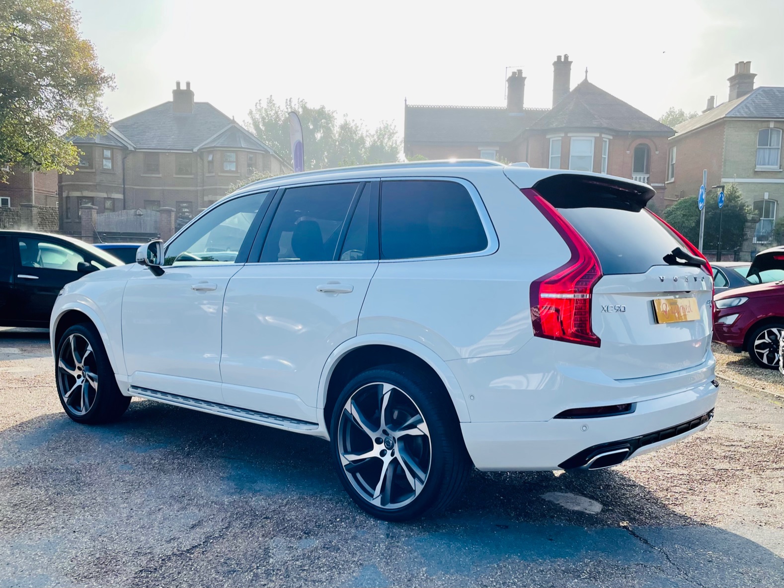 Car For Sale Volvo XC90 - YX19HSE Sixers Group Image #4