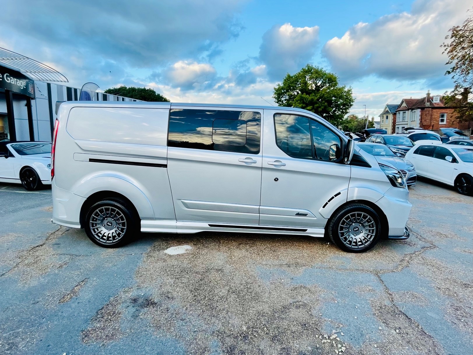 Car For Sale Ford Transit Custom - OW70CFZ Sixers Group Image #1
