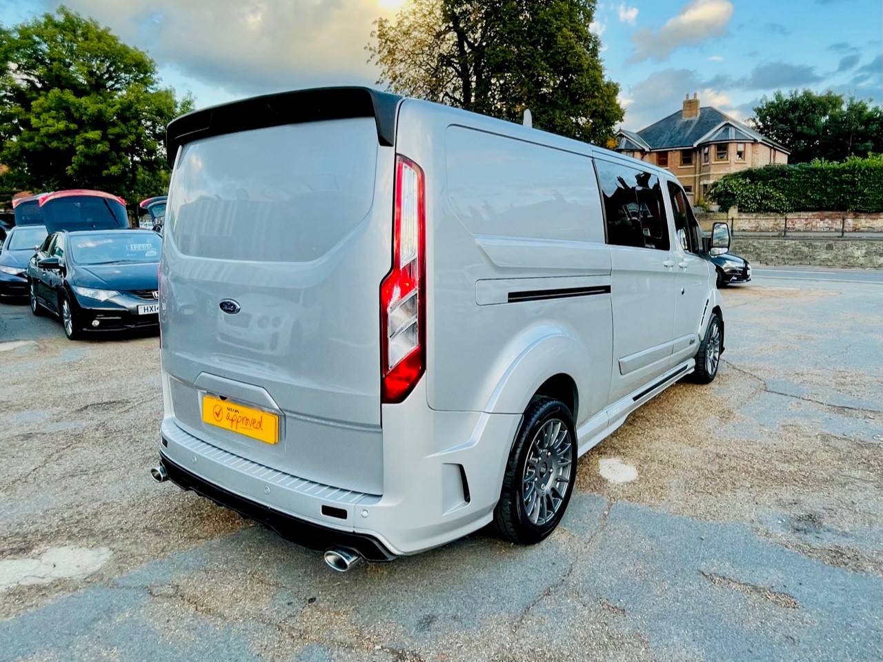 Car For Sale Ford Transit Custom - OW70CFZ Sixers Group Image #2