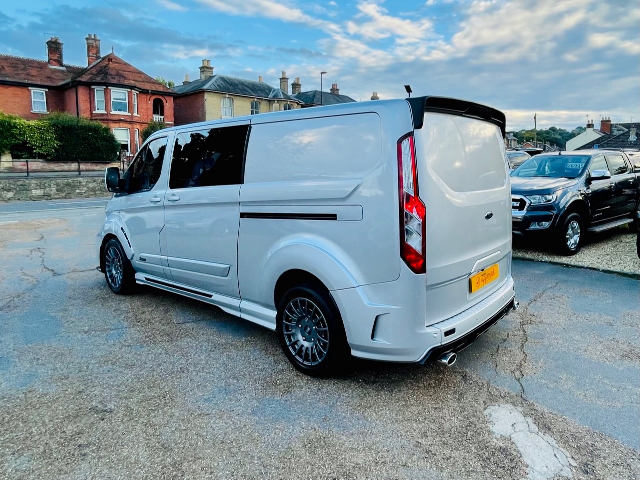 Car For Sale Ford Transit Custom - OW70CFZ Sixers Group Image #4