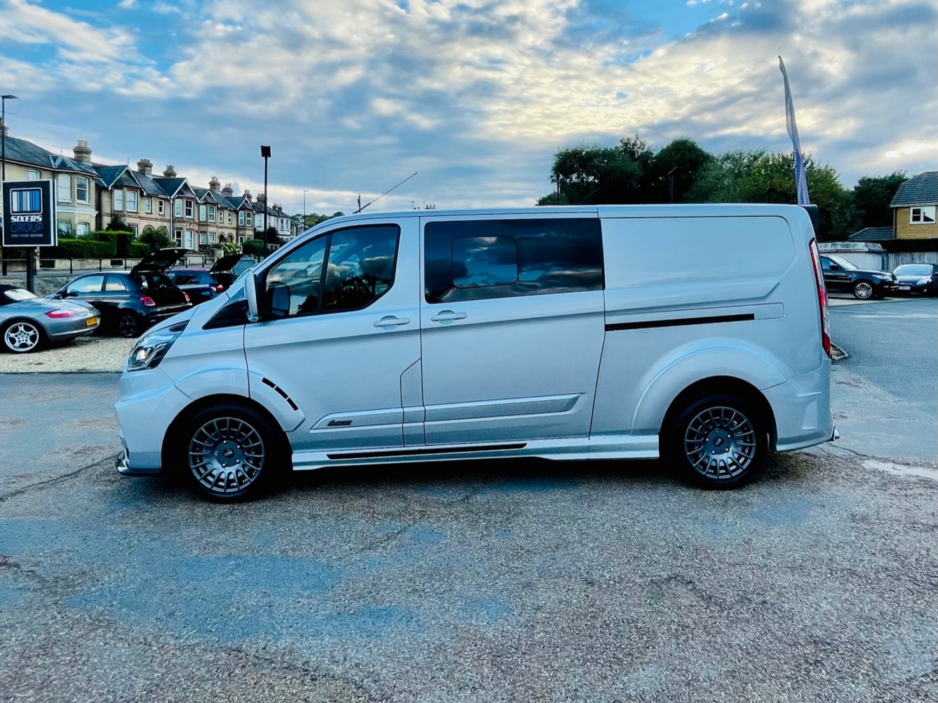 Car For Sale Ford Transit Custom - OW70CFZ Sixers Group Image #5