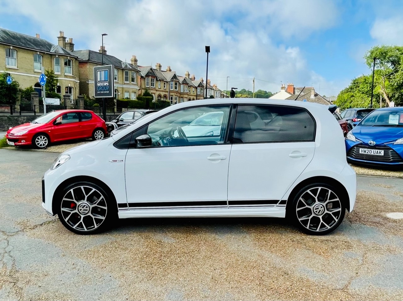 Car For Sale Volkswagen Up - HW19GOC Sixers Group Image #1