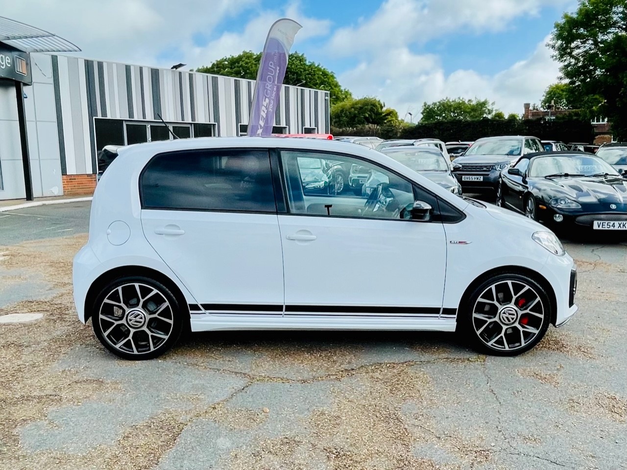 Car For Sale Volkswagen Up - HW19GOC Sixers Group Image #2