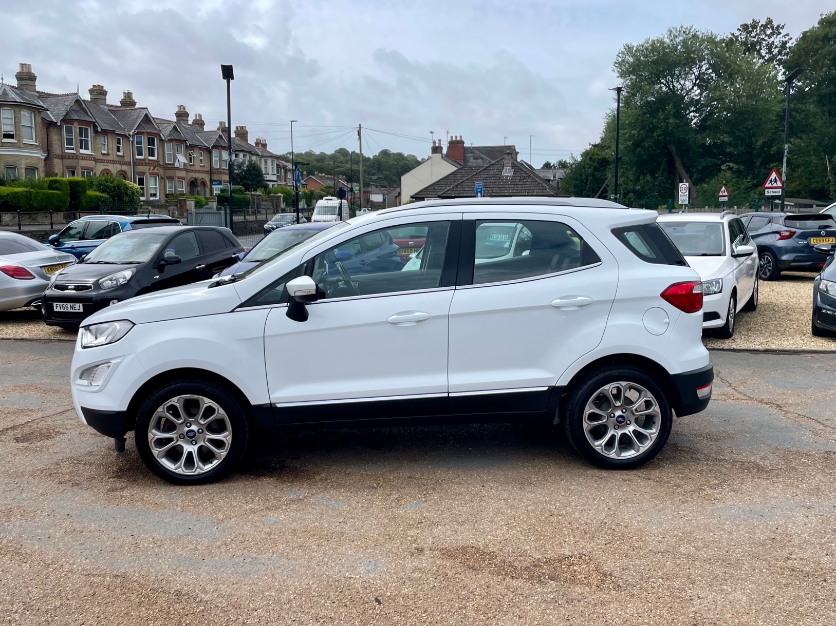 Car For Sale Ford Ecosport - HW18JSY Sixers Group Image #5