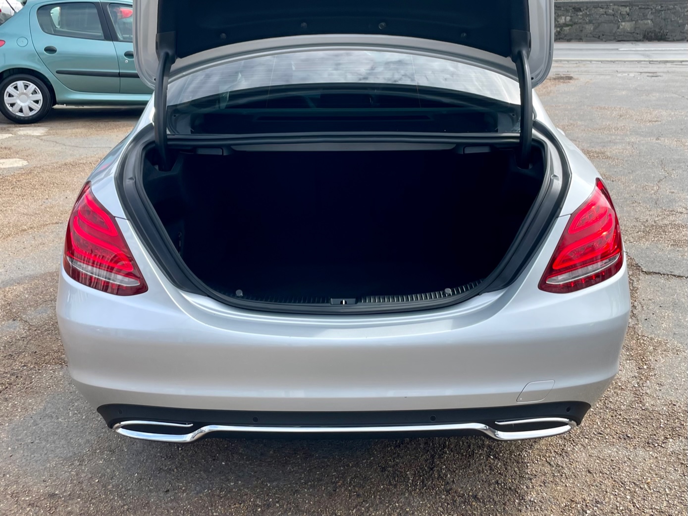 Car For Sale Mercedes C-Class - KW66LYG Sixers Group Image #10
