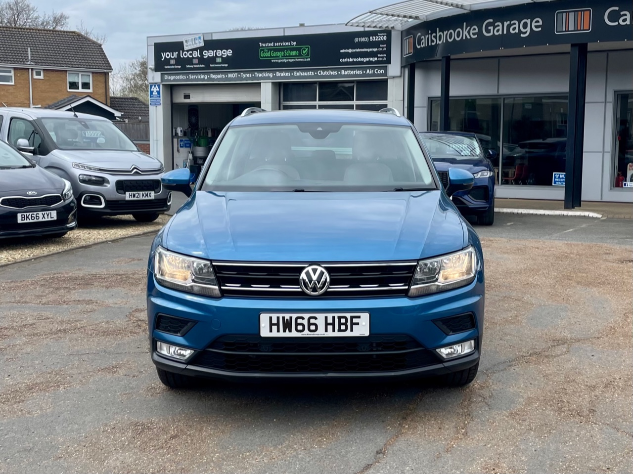 Car For Sale Volkswagen Tiguan - HW66HBF Sixers Group Image #7
