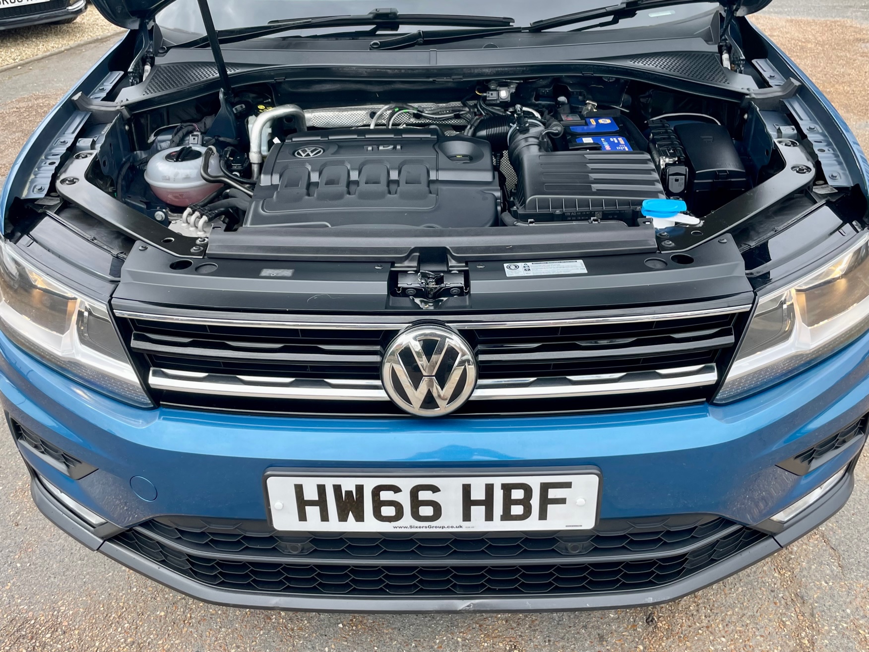 Car For Sale Volkswagen Tiguan - HW66HBF Sixers Group Image #11