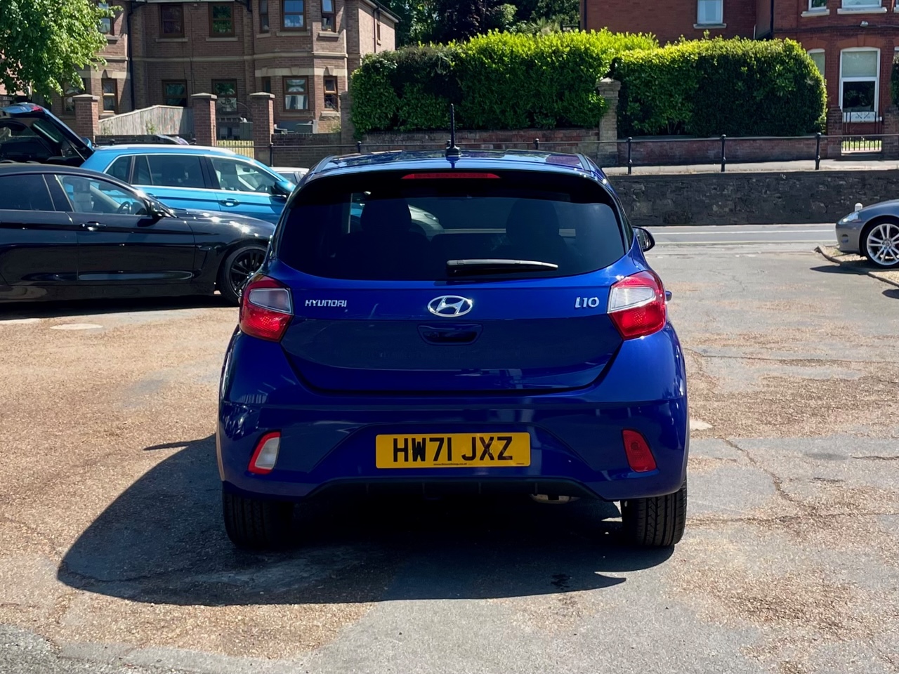 Car For Sale Hyundai I-10 - HW71JXZ Sixers Group Image #3