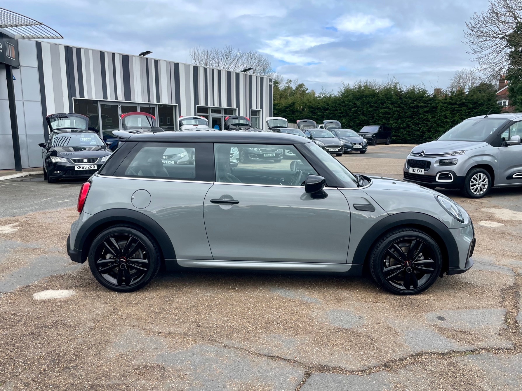Car For Sale Mini Cooper S - YF71BDY Sixers Group Image #1