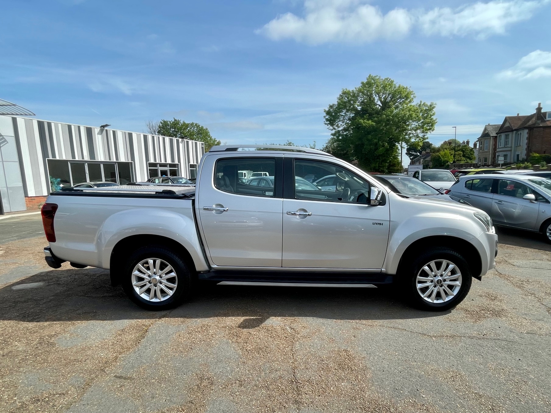 Car For Sale Isuzu D-MAX - WF69SYA Sixers Group Image #1