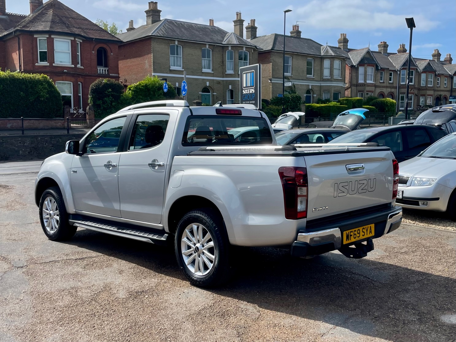 Car For Sale Isuzu D-MAX - WF69SYA Sixers Group Image #4