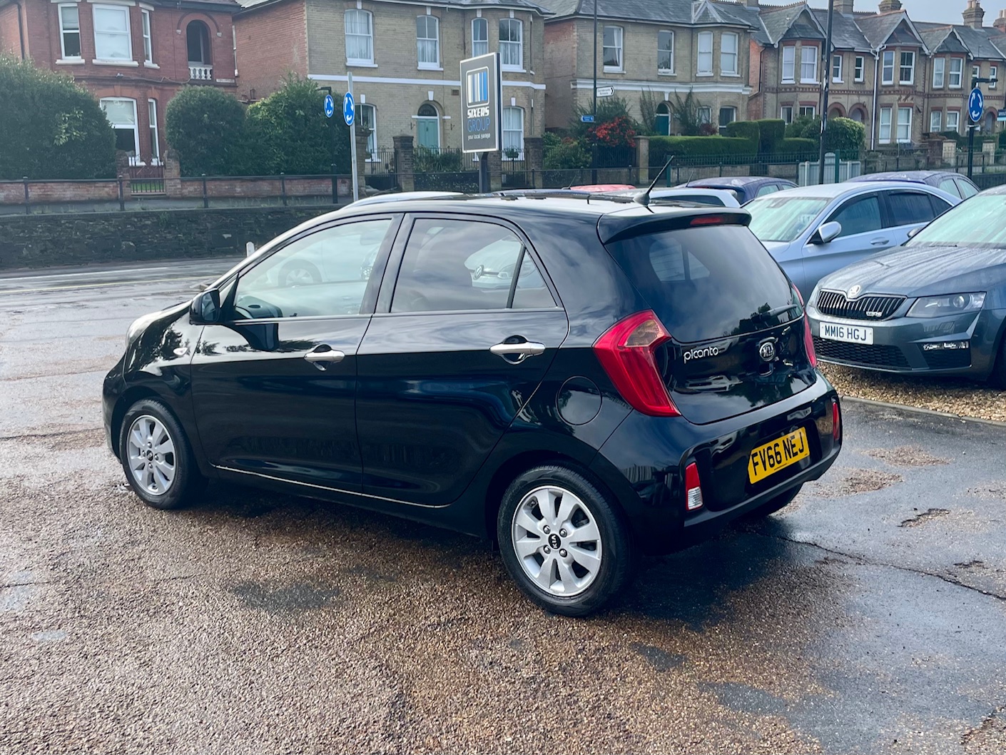 Car For Sale Kia Picanto - FV66NEJ Sixers Group Image #4