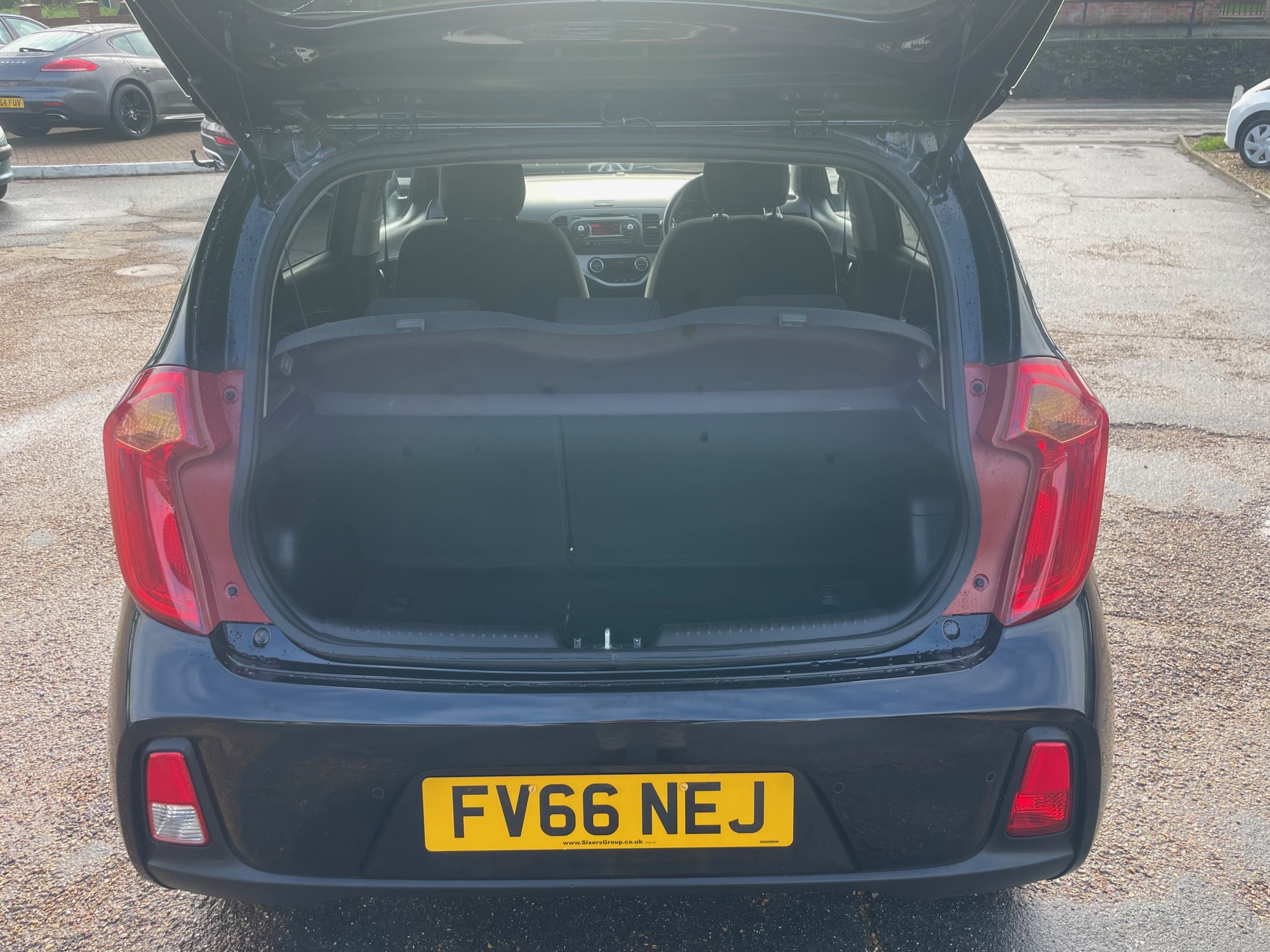 Car For Sale Kia Picanto - FV66NEJ Sixers Group Image #10