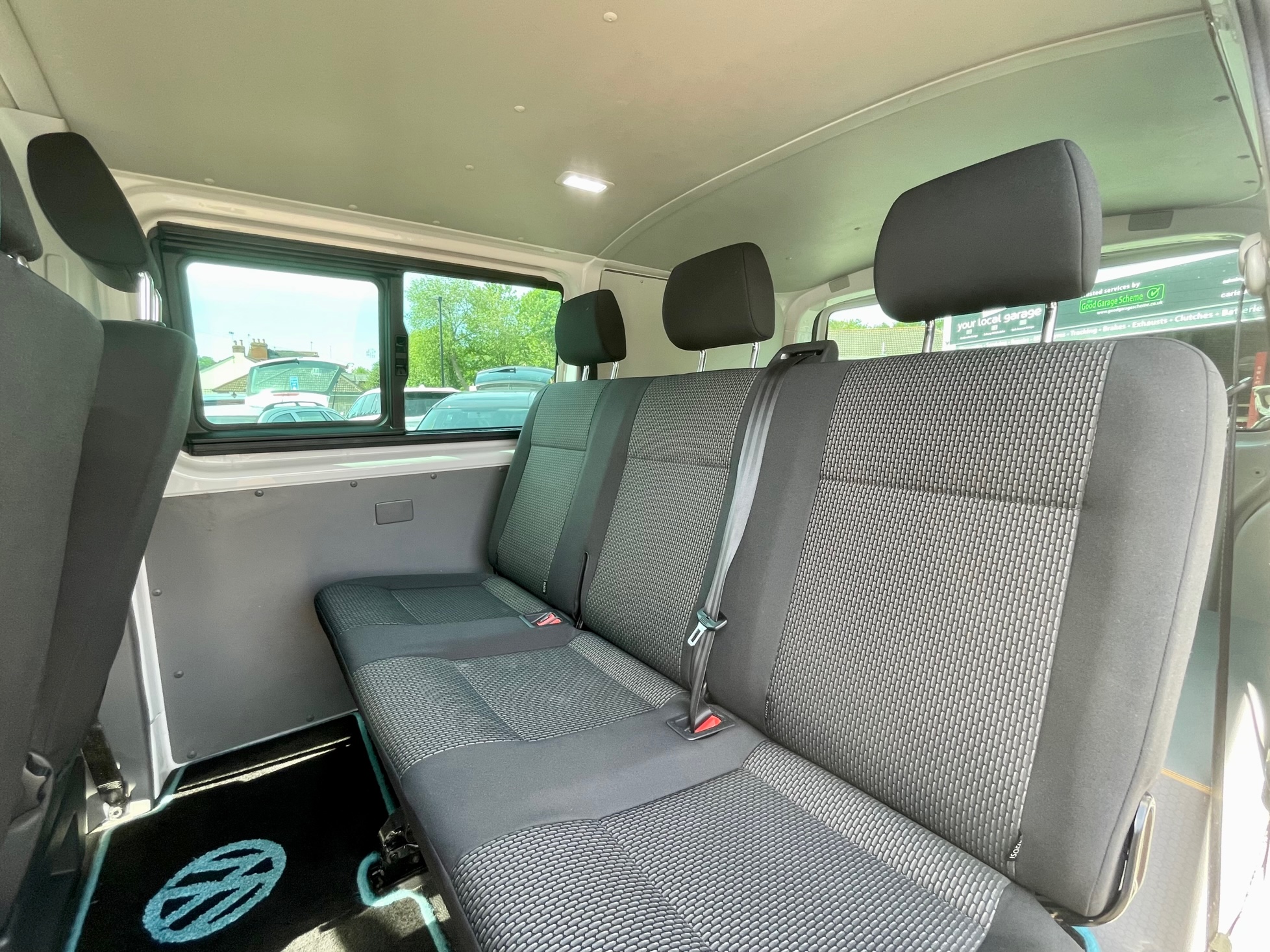 Car For Sale Volkswagen Transporter - RJ69LVH Sixers Group Image #9