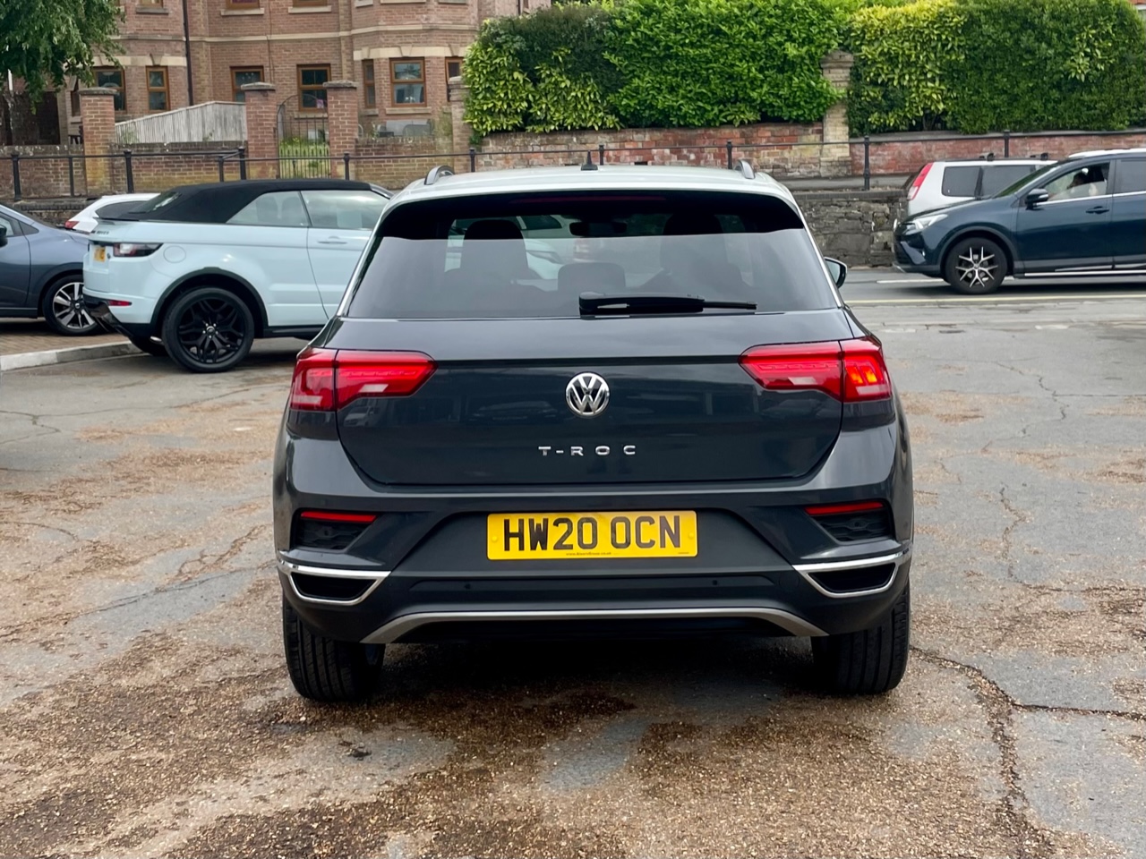 Car For Sale Volkswagen T-ROC - HW20OCN Sixers Group Image #3