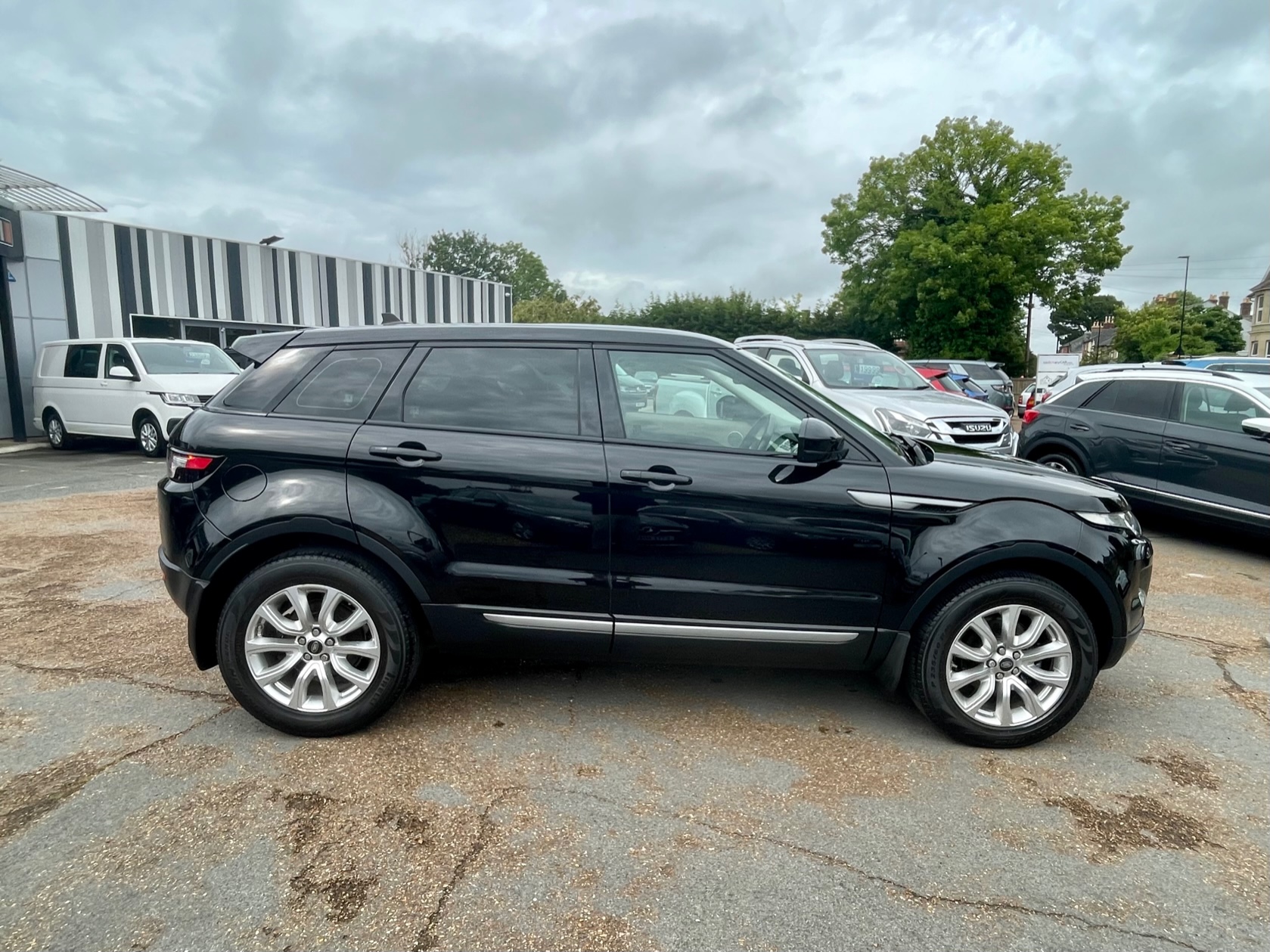 Car For Sale Land Rover Range Rover Evoque - FY64VVK Sixers Group Image #1