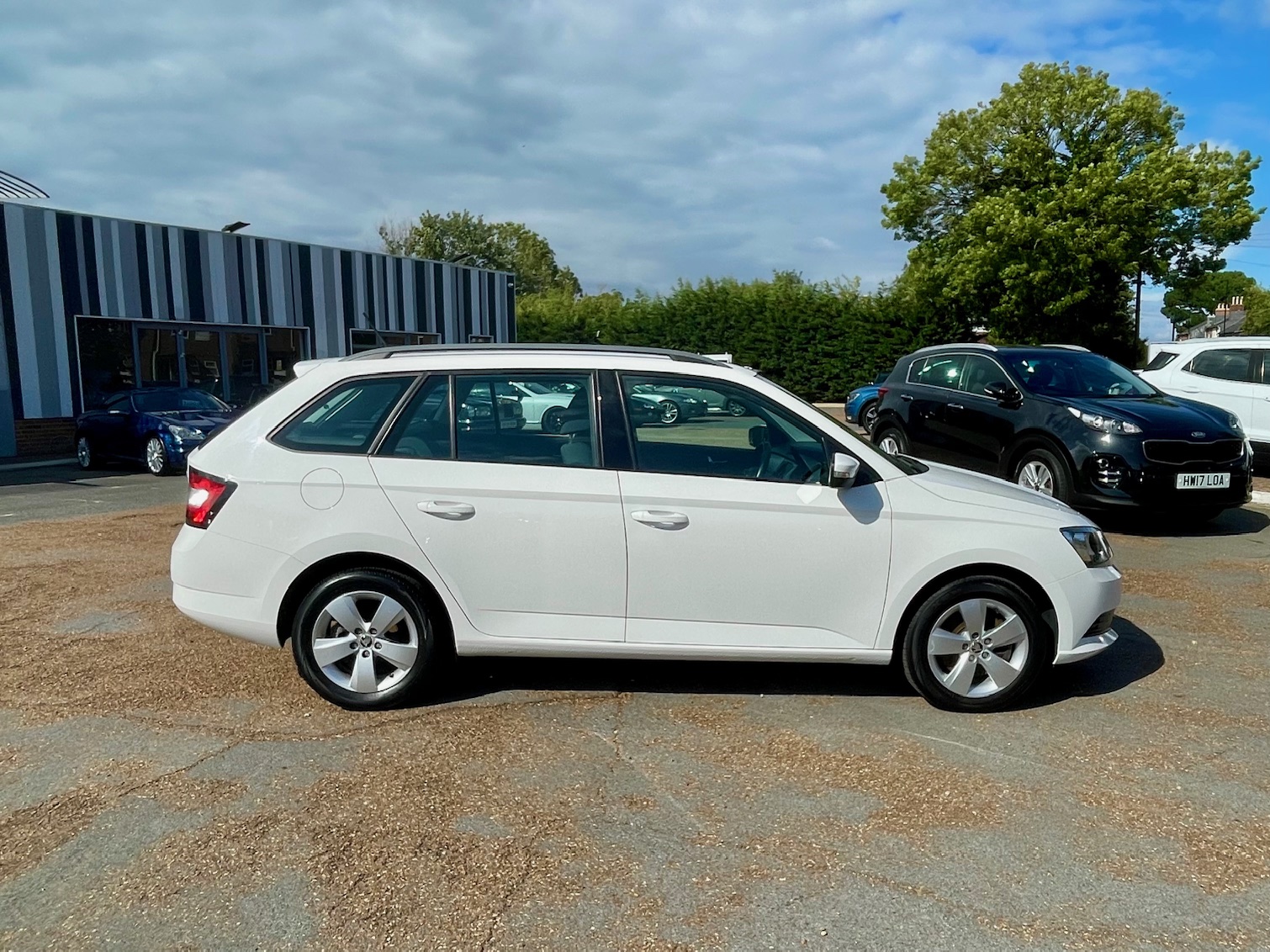 Car For Sale Skoda Fabia - HW67HNZ Sixers Group Image #1