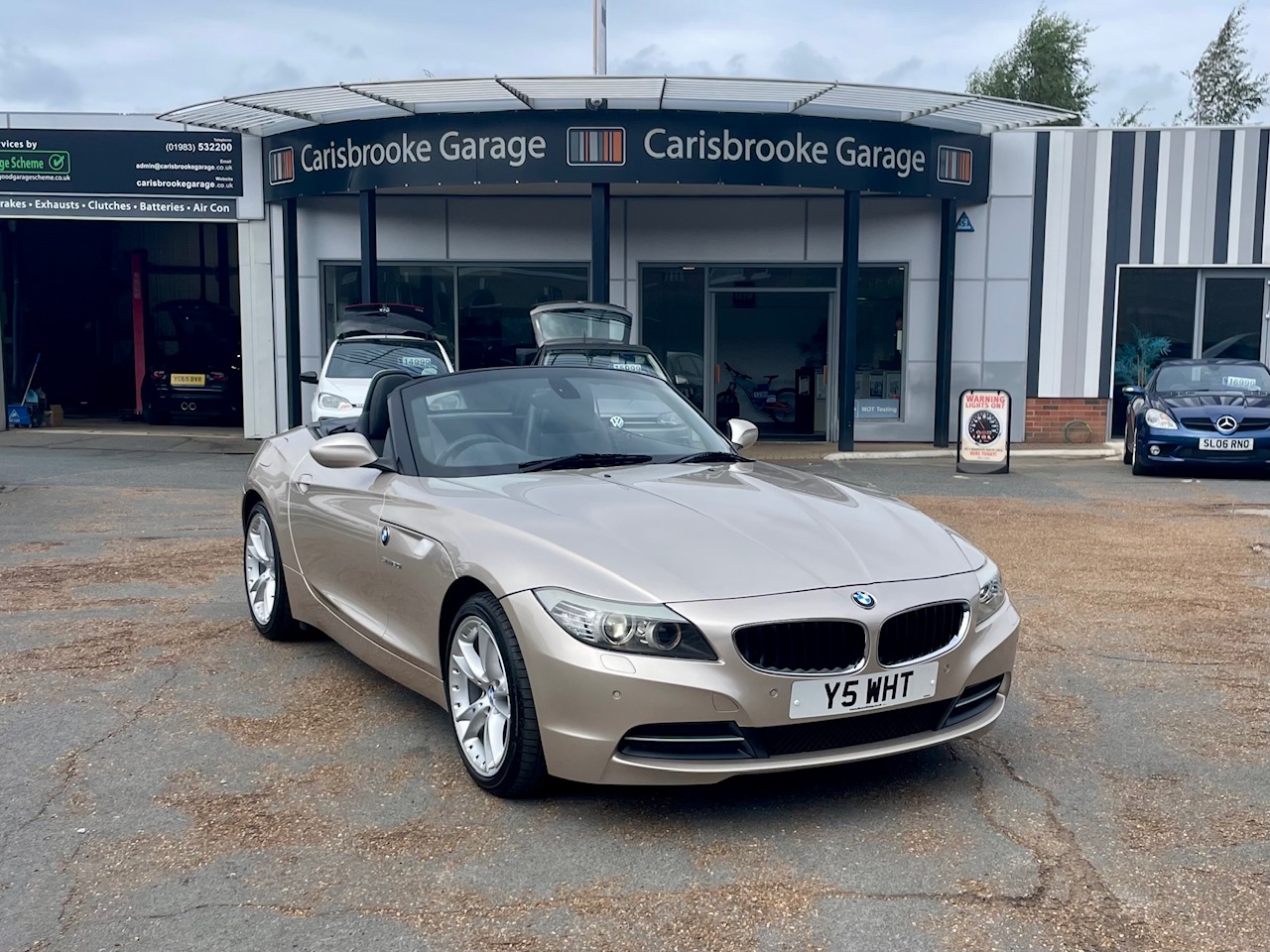 Car For Sale BMW Z4 - Y5WHT Sixers Group Image #0