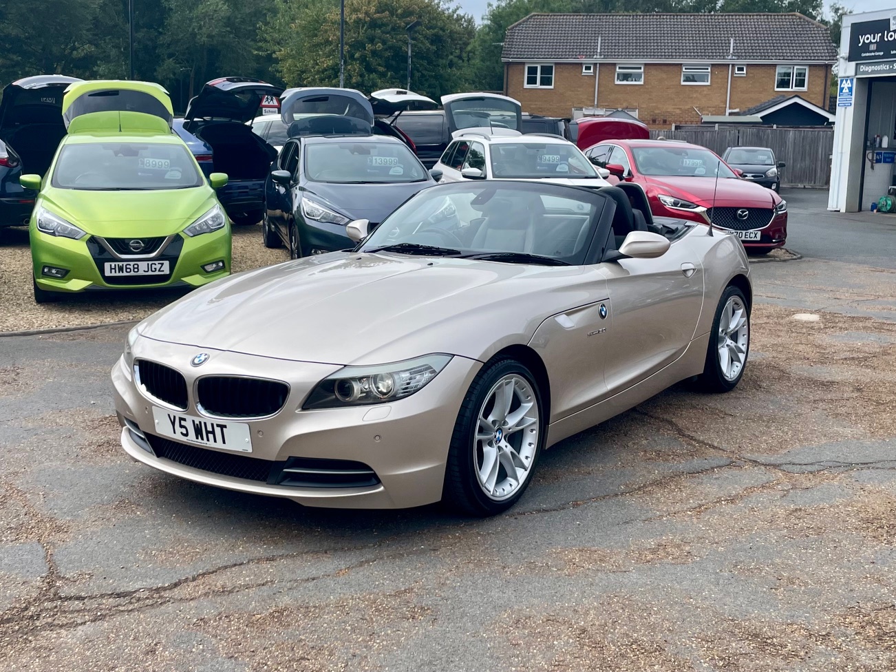 Car For Sale BMW Z4 - Y5WHT Sixers Group Image #6