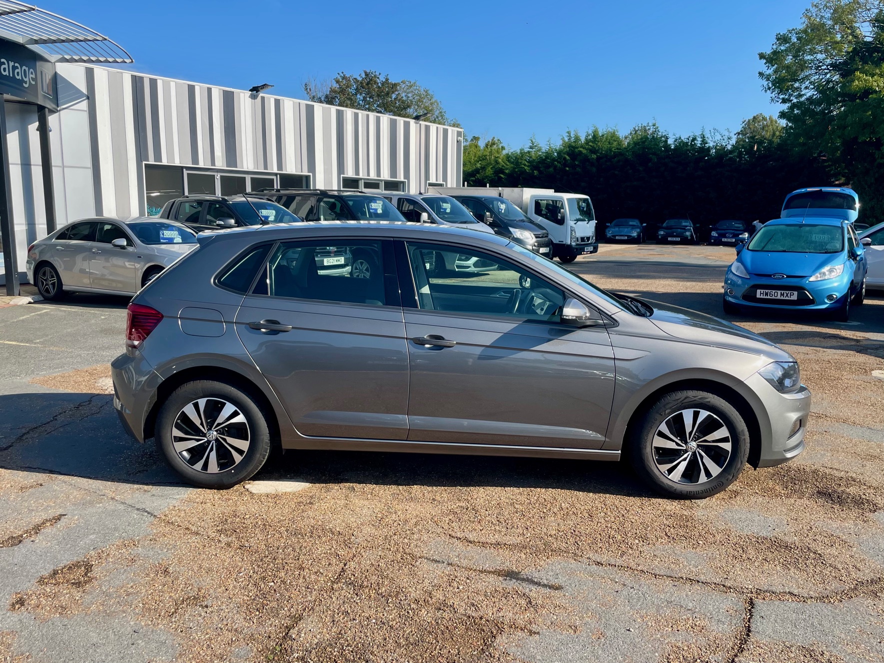 Car For Sale Volkswagen Polo - HW20OFD Sixers Group Image #1