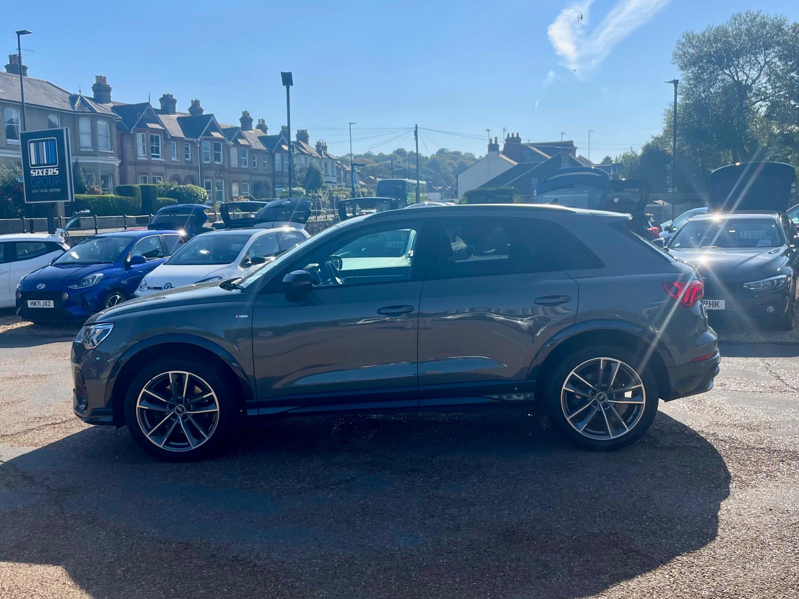 Car For Sale Audi Q3 - KY71FOV Sixers Group Image #5