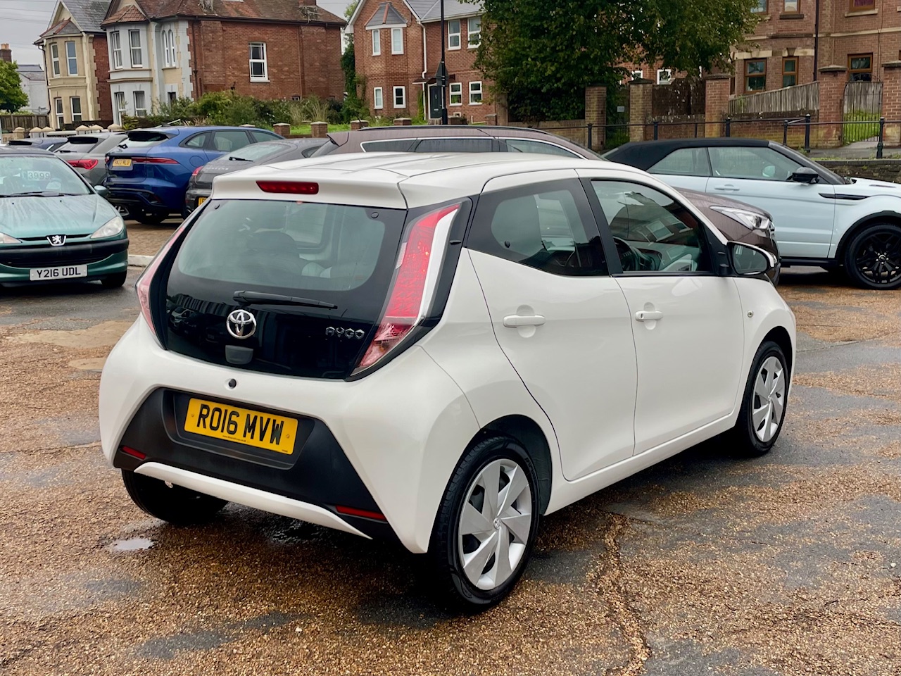 Car For Sale Toyota Aygo - RO16MVW Sixers Group Image #2
