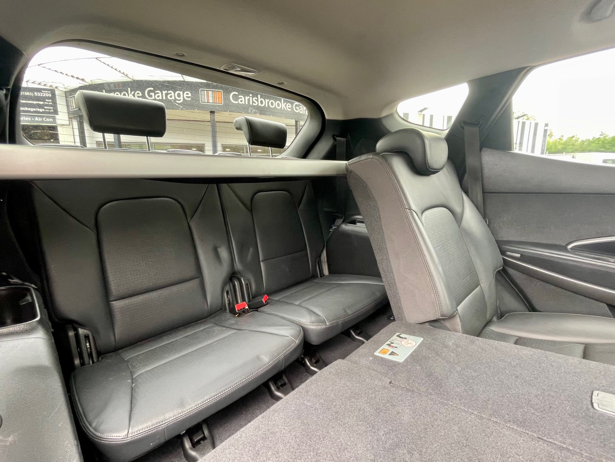 Car For Sale Hyundai Santa Fe - RO64GKN Sixers Group Image #10