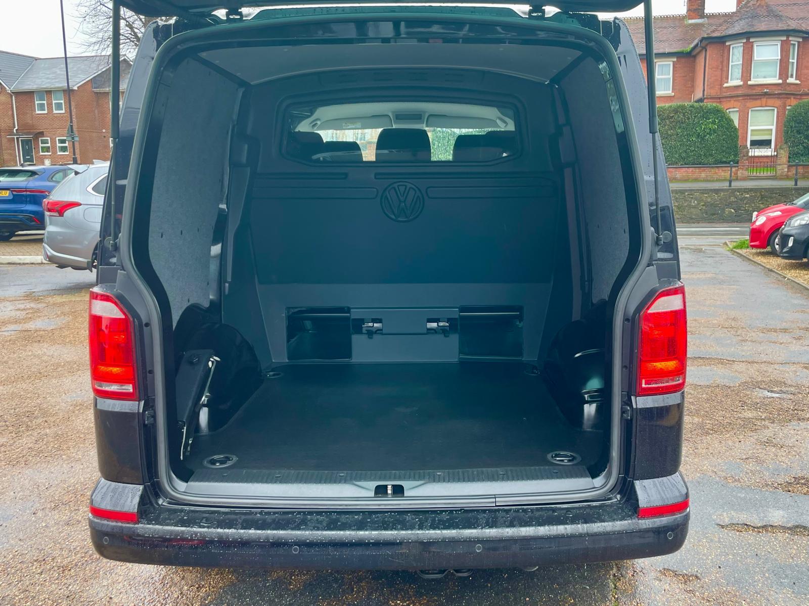 Car For Sale Volkswagen Transporter - VK17KYA Sixers Group Image #10