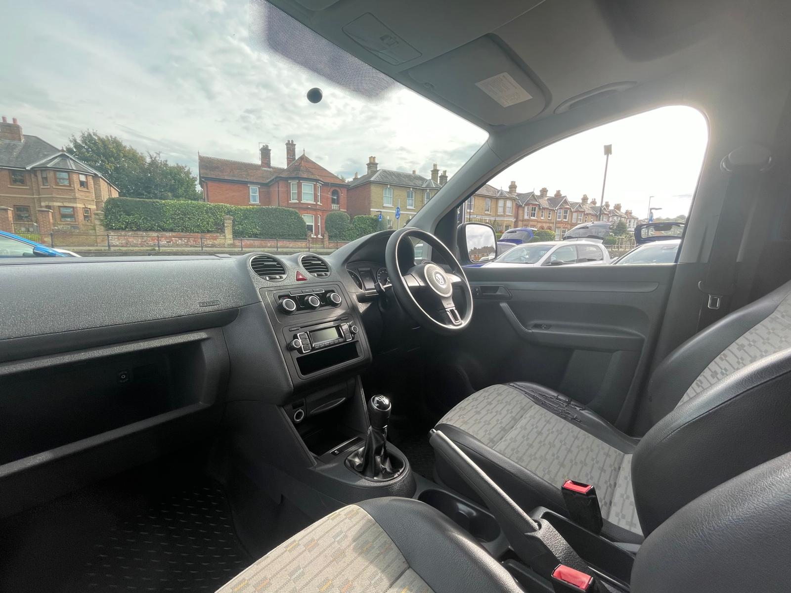 Car For Sale Volkswagen Caddy Maxi - PK13KVC Sixers Group Image #7