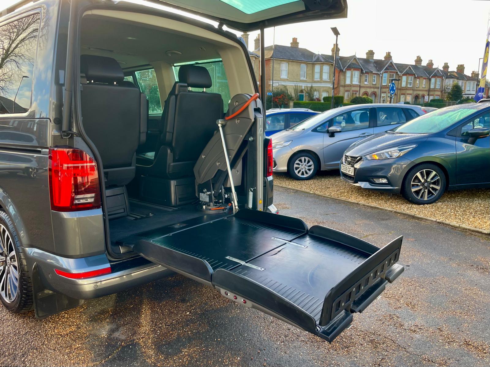 Car For Sale Volkswagen Caravelle - HW21SHZ Sixers Group Image #13