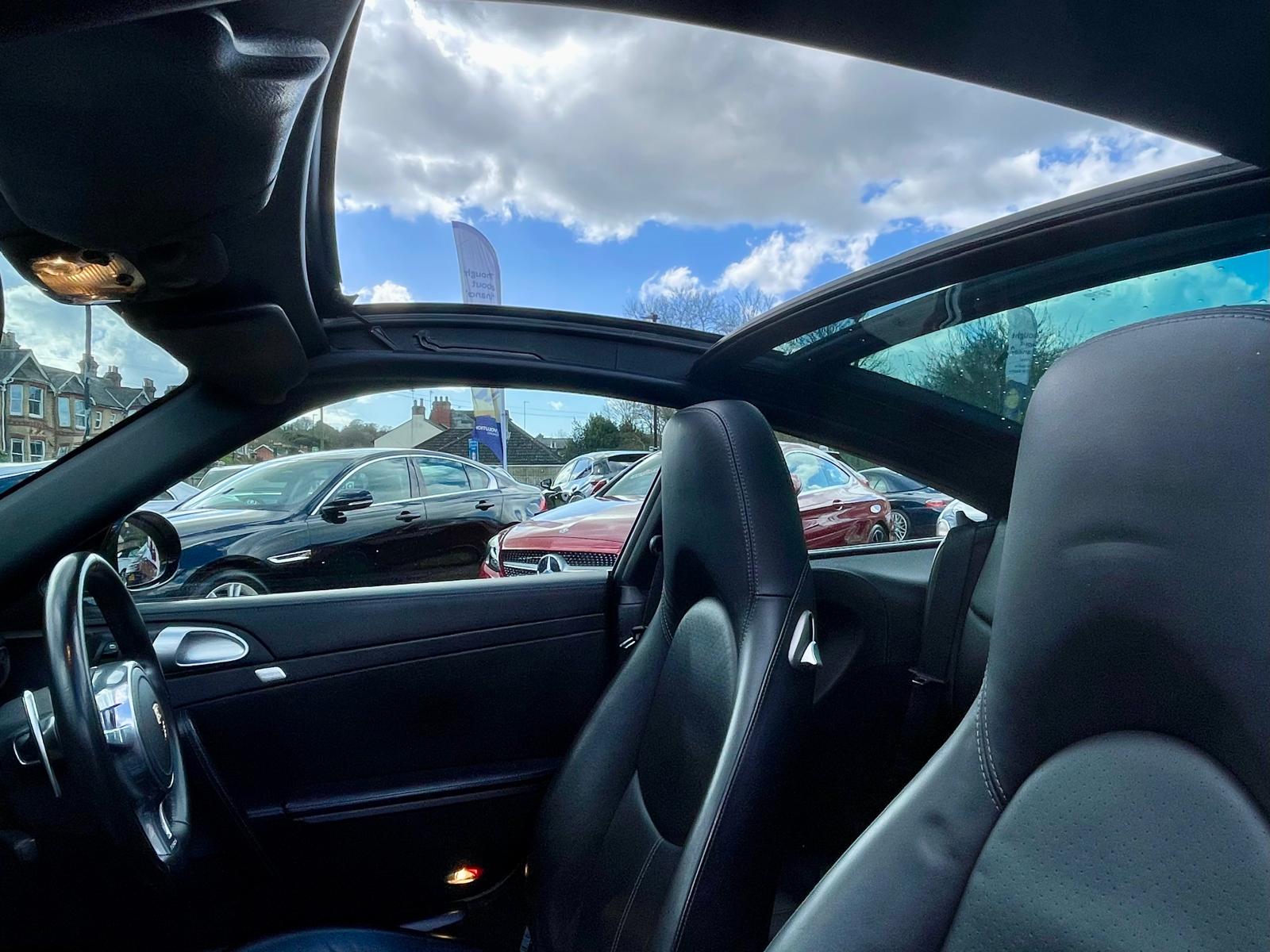 Car For Sale Porsche 911 - MV11AXA Sixers Group Image #6