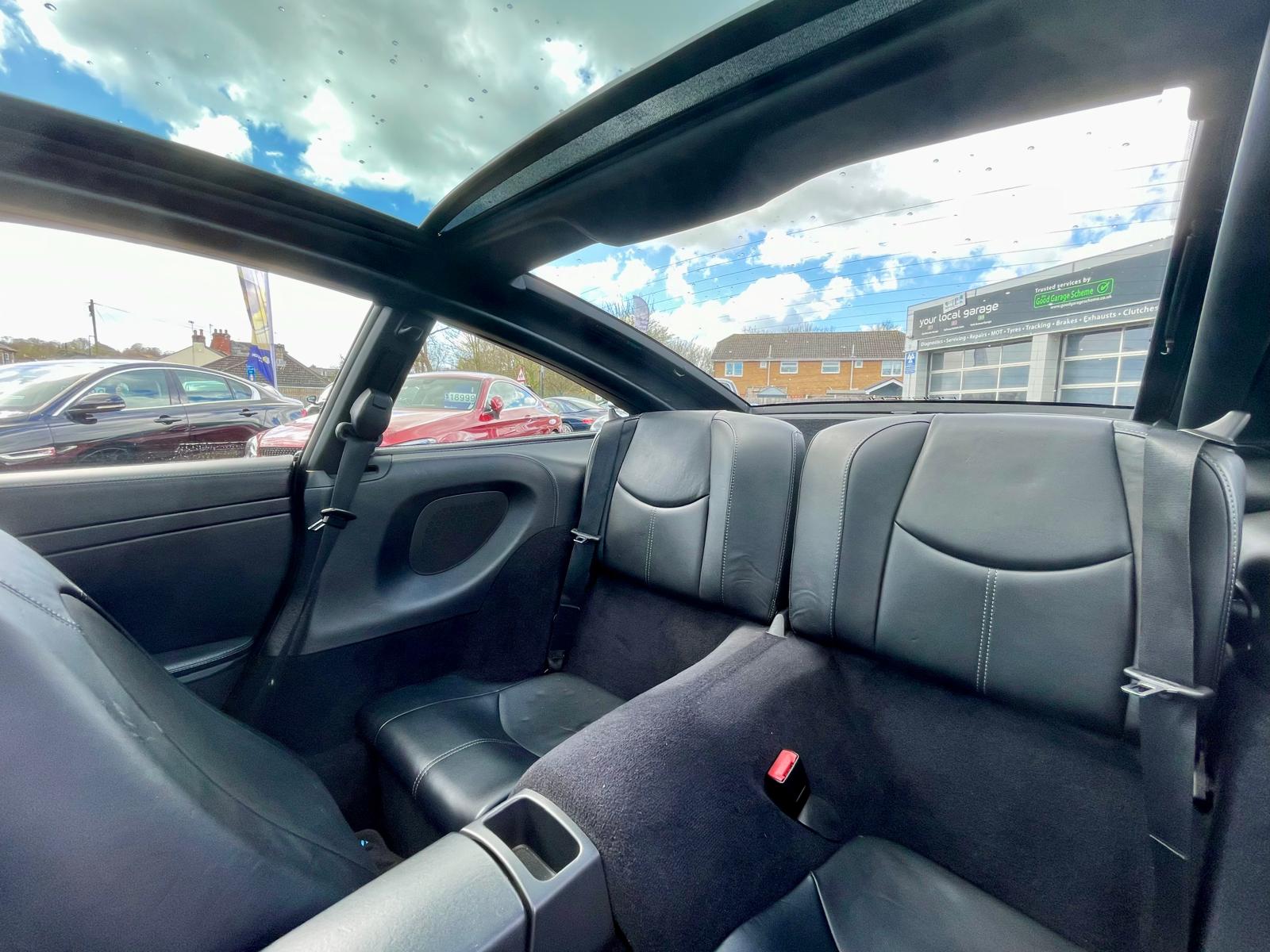 Car For Sale Porsche 911 - MV11AXA Sixers Group Image #7